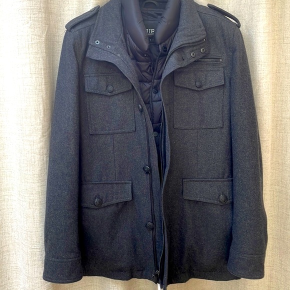 Guess Other - Guess insulated Winter Jacket- New Condition Sz L